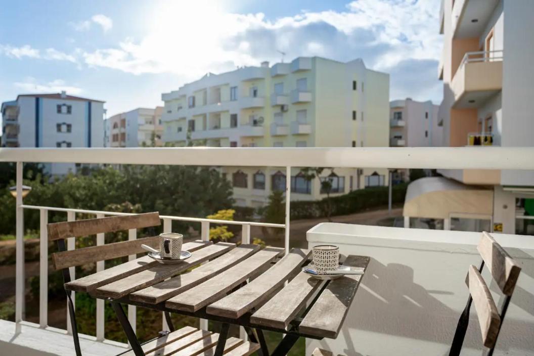 Blife Allya Private Rooms Фару Екстер'єр фото