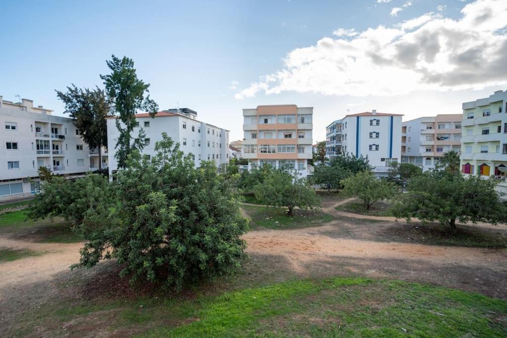 Blife Allya Private Rooms Фару Екстер'єр фото