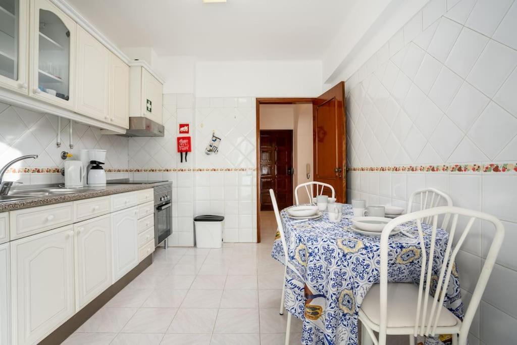 Blife Allya Private Rooms Фару Екстер'єр фото