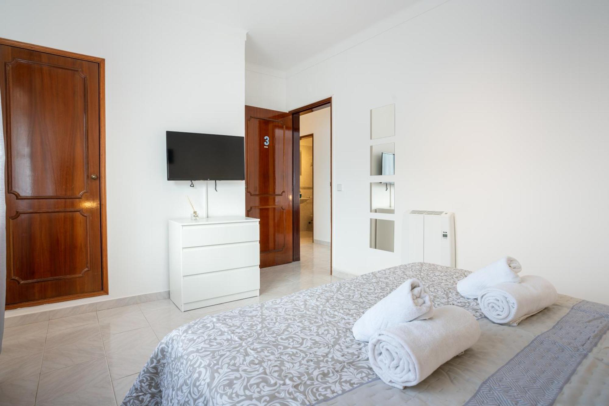 Blife Allya Private Rooms Фару Екстер'єр фото